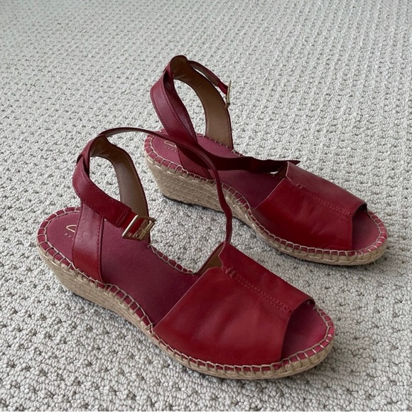 Clarks Wedge Sandals - Picture 3 of 5